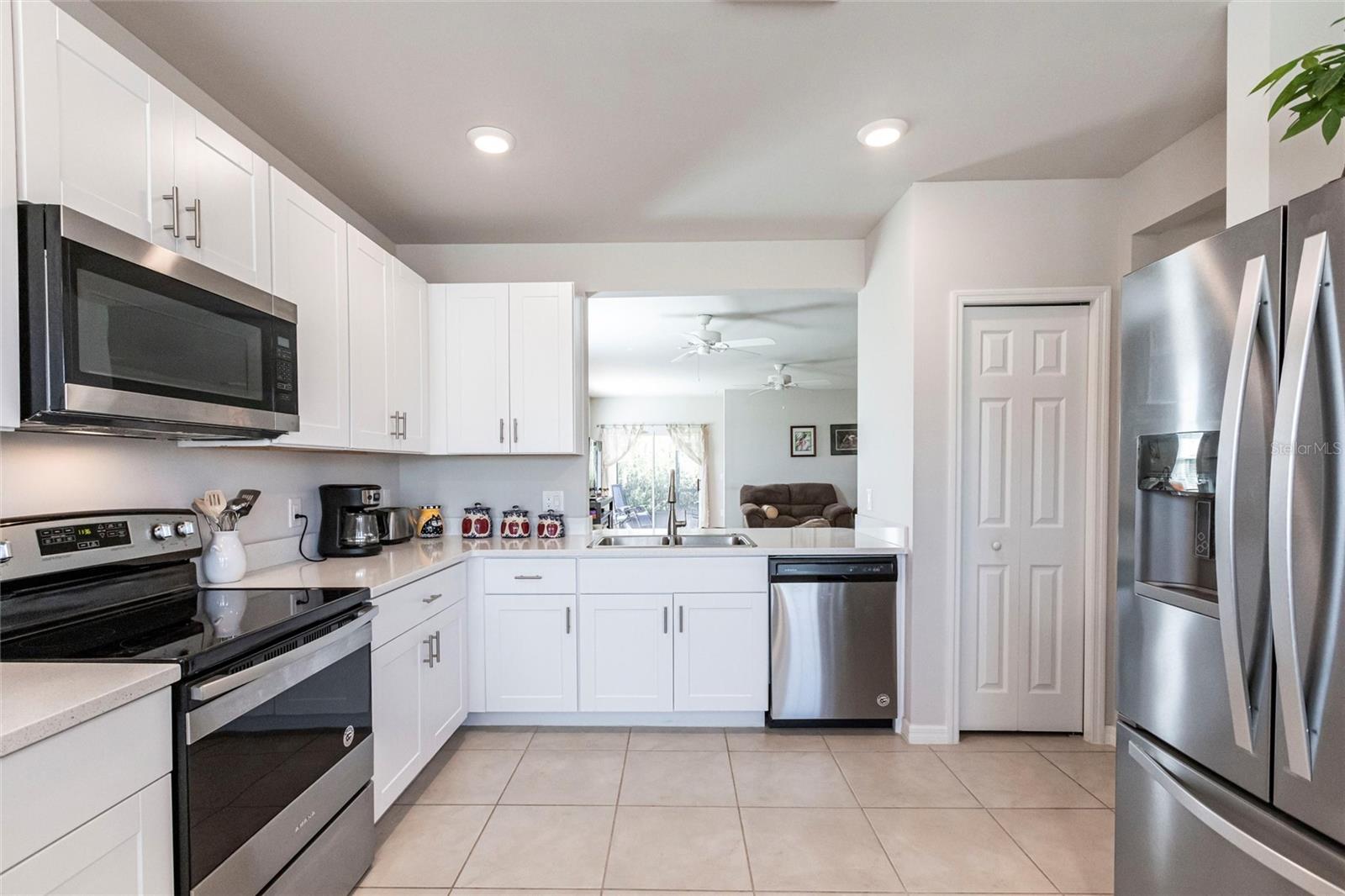 5277 SHELL MOUND CIR, PUNTA GORDA, FL, 33982