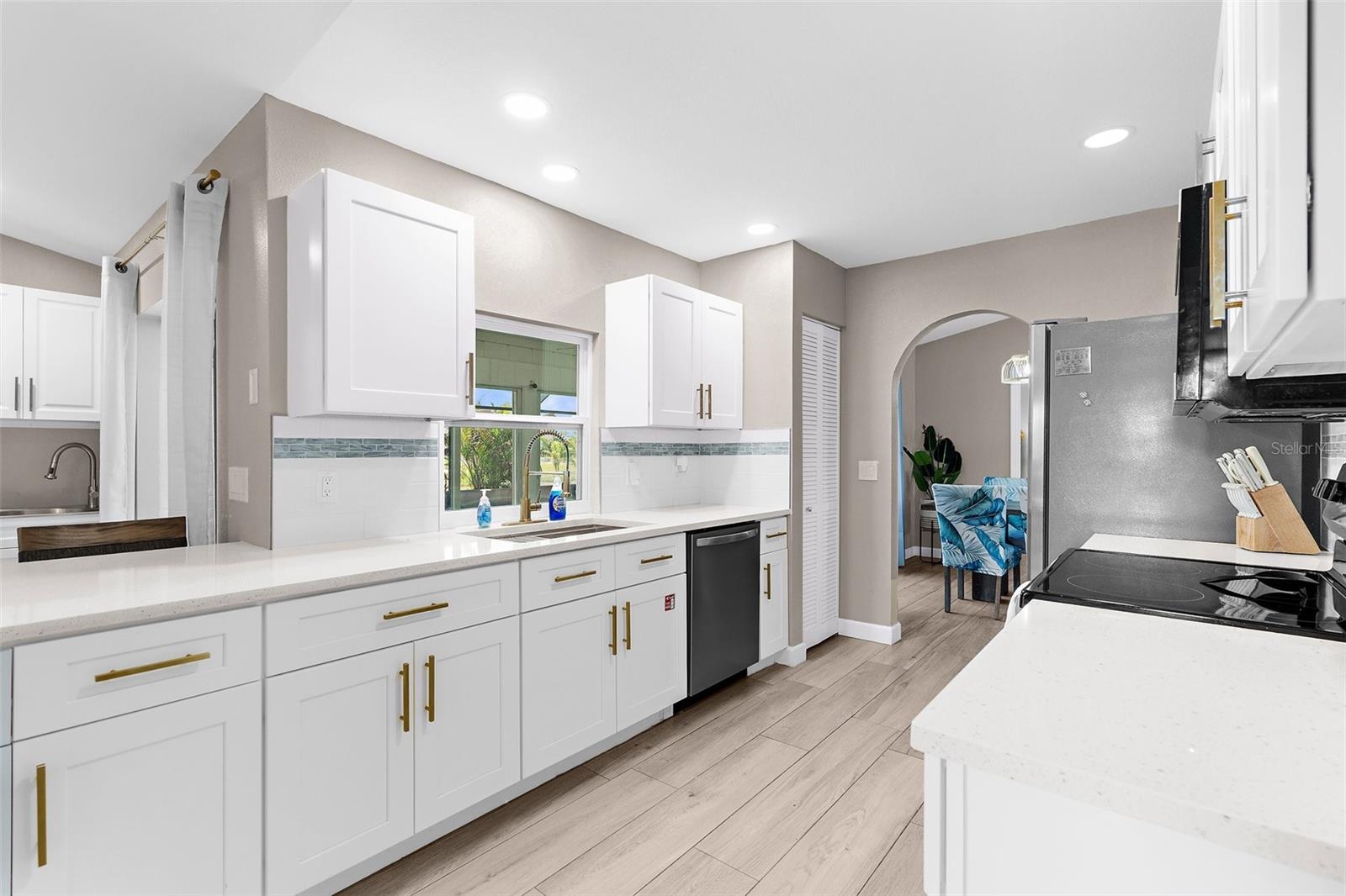 254 MARK TWAIN LN, ROTONDA WEST, FL, 33947