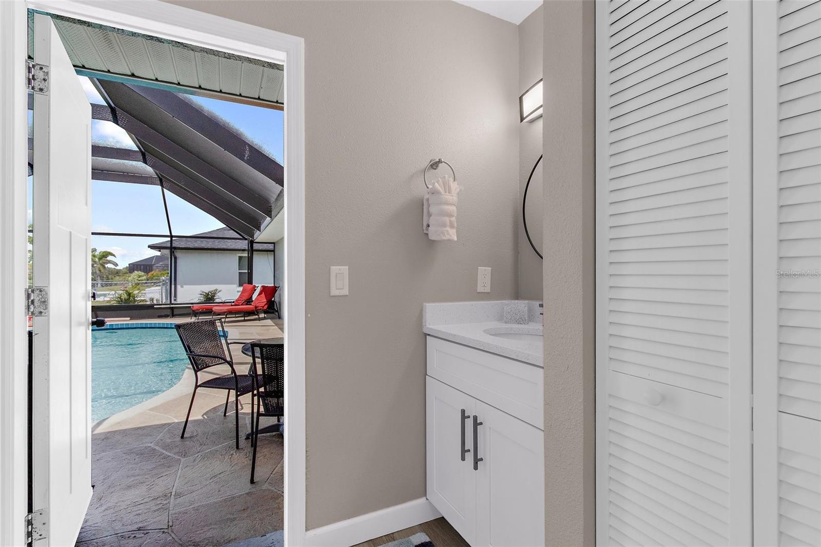 254 MARK TWAIN LN, ROTONDA WEST, FL, 33947