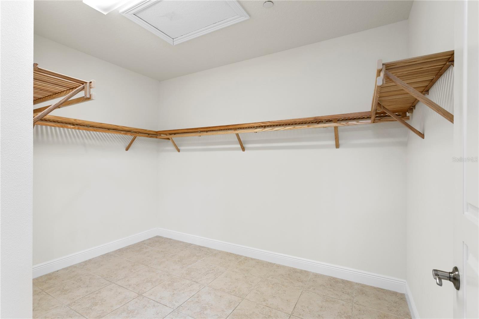 4915 CASPAR WHITNEY PL #402, TAMPA, FL, 33616