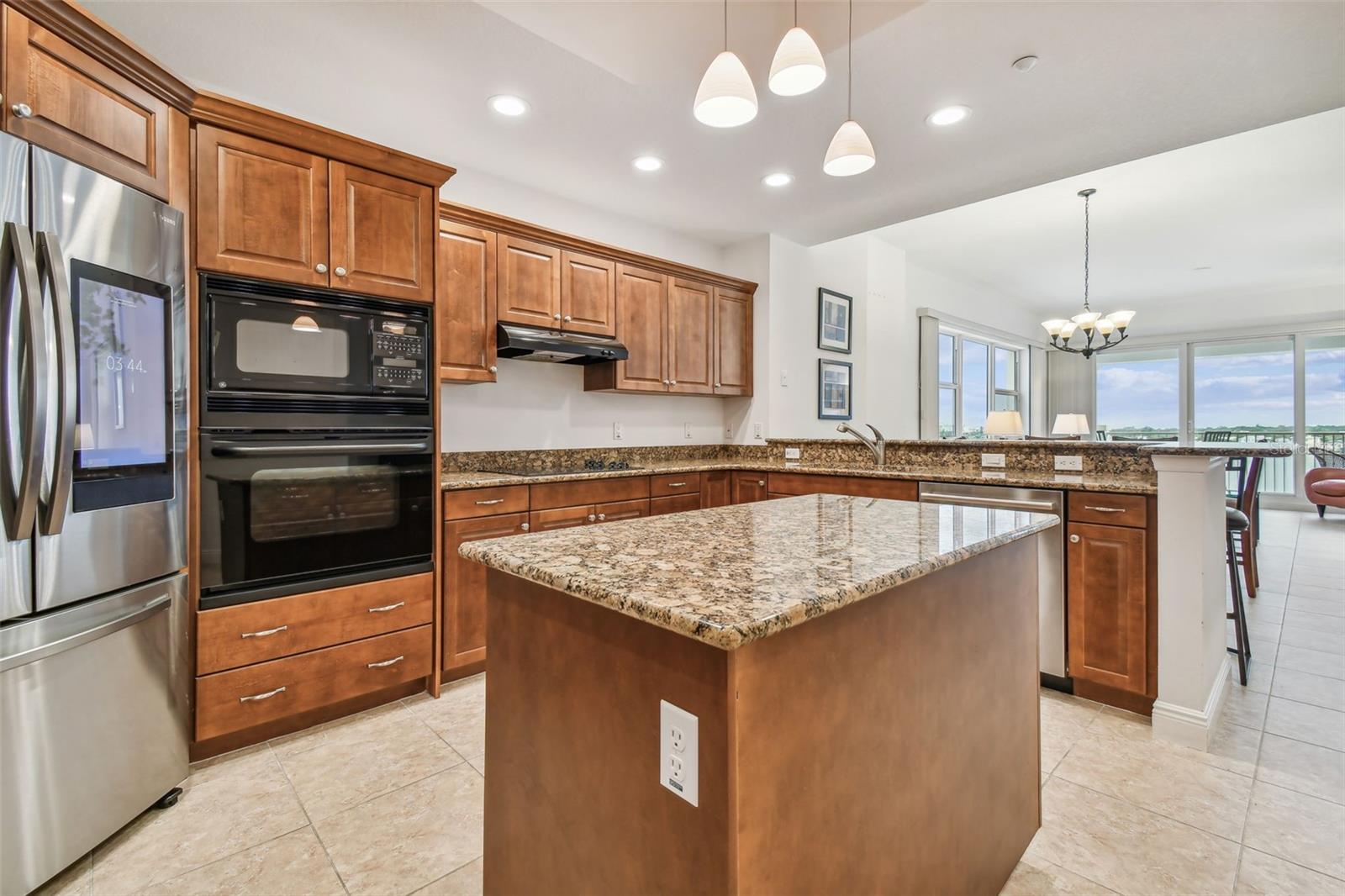 17717 GULF BLVD #601, REDINGTON SHORES, FL, 33708