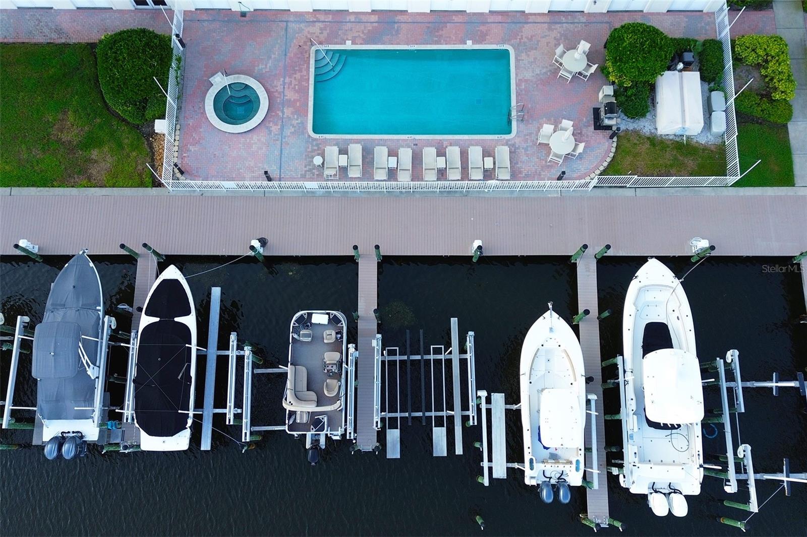 17717 GULF BLVD #601, REDINGTON SHORES, FL, 33708