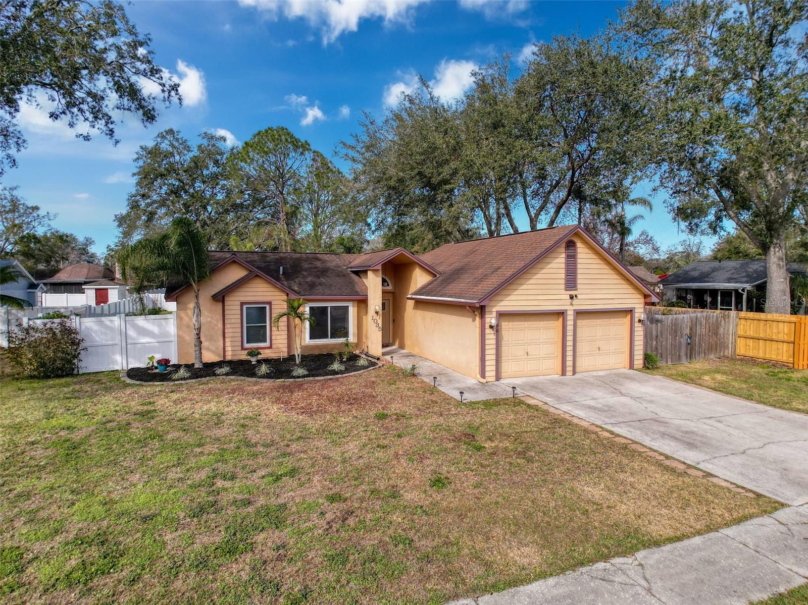 1035 DOCKSIDE DR, LUTZ, FL, 33559
