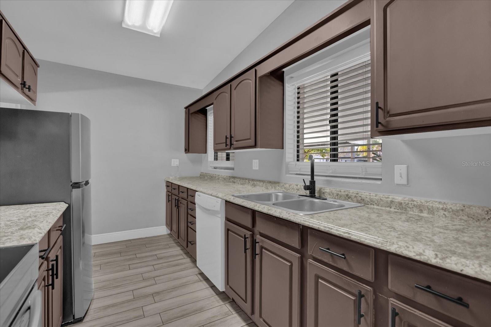 145 VERBENA DR, ORLANDO, FL, 32807
