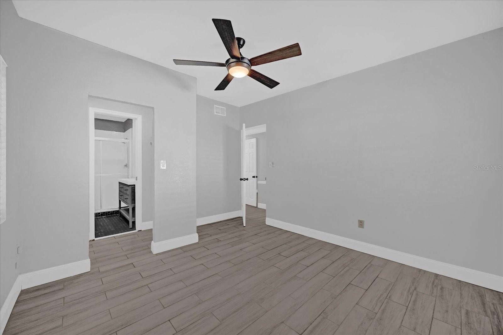 145 VERBENA DR, ORLANDO, FL, 32807