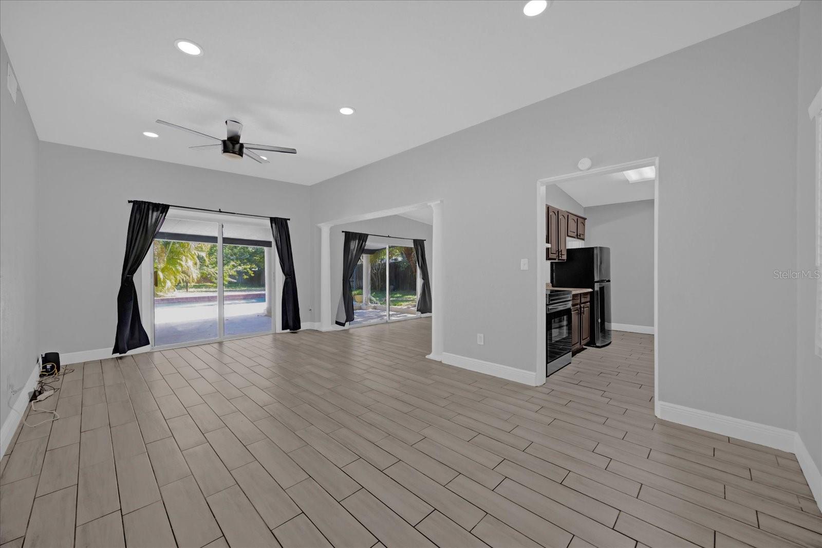 145 VERBENA DR, ORLANDO, FL, 32807