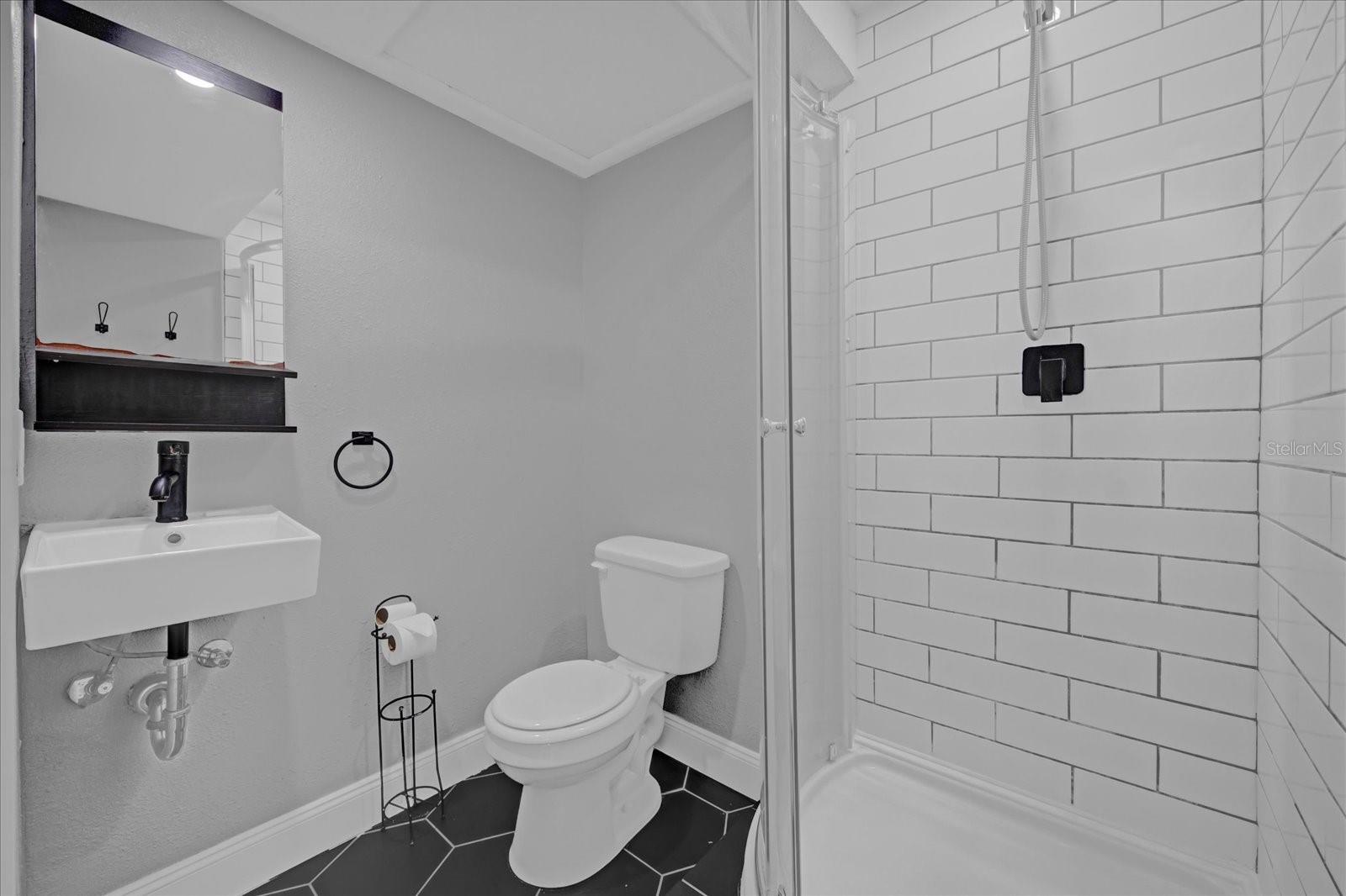 145 VERBENA DR, ORLANDO, FL, 32807