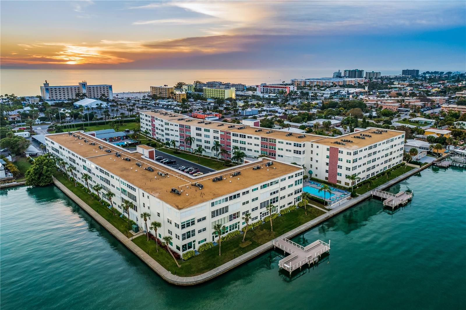 5575 GULF BLVD #425, ST PETE BEACH, FL, 33706