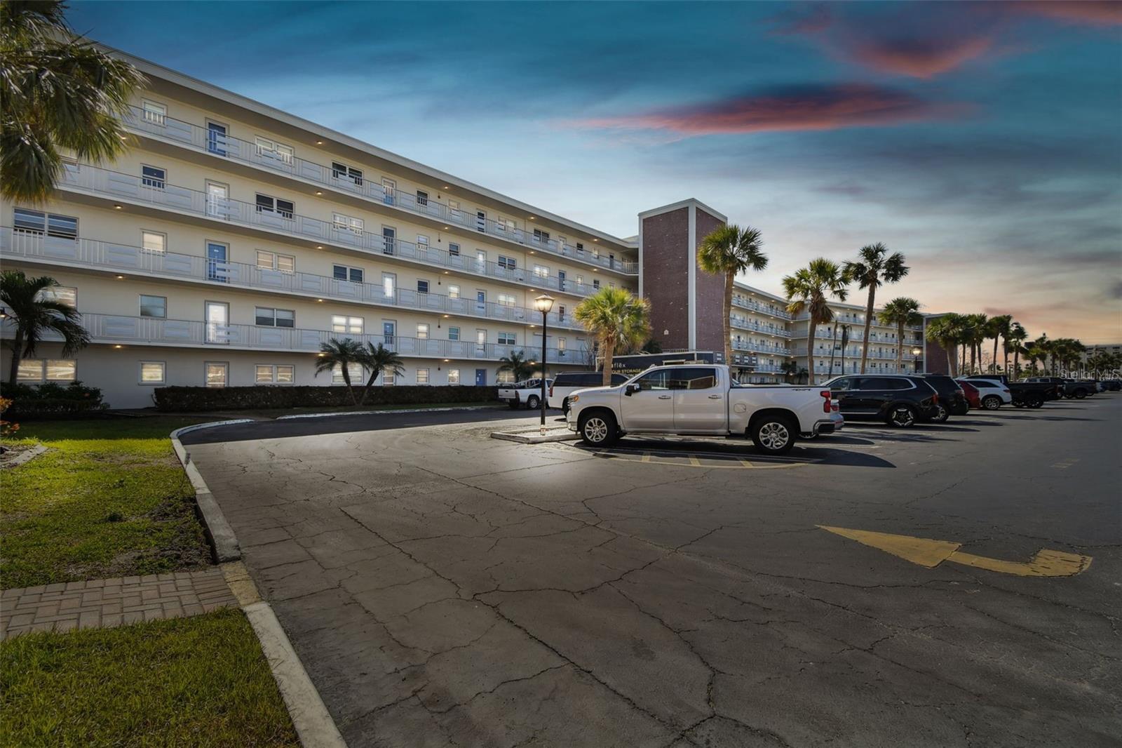 5575 GULF BLVD #425, ST PETE BEACH, FL, 33706