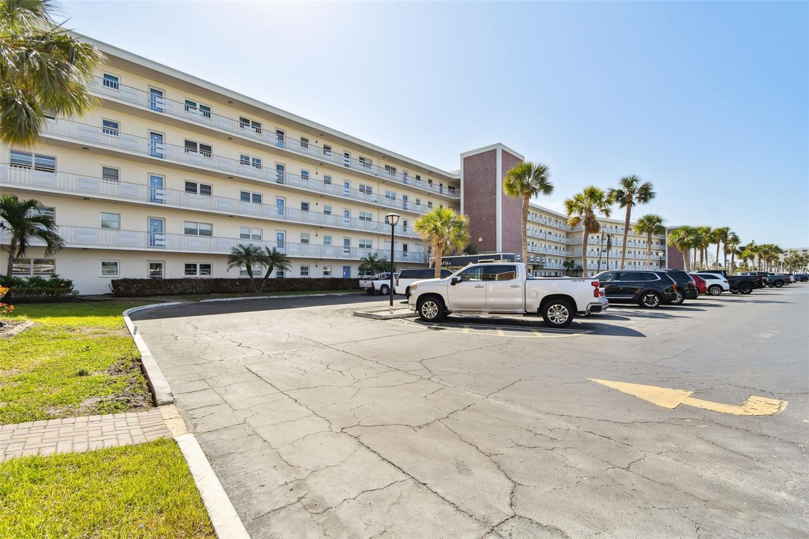 5575 GULF BLVD #425, ST PETE BEACH, FL, 33706