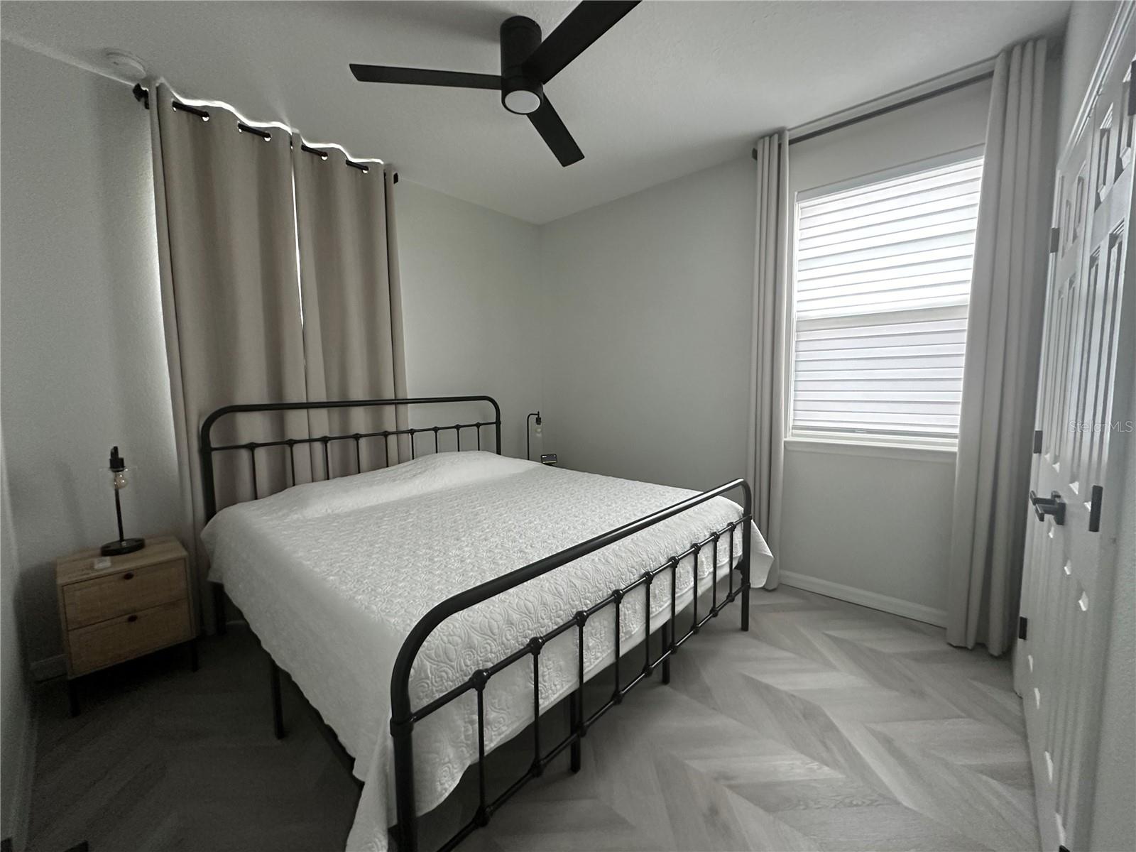 5046 AVALON PARK BLVD, WESLEY CHAPEL, FL, 33545