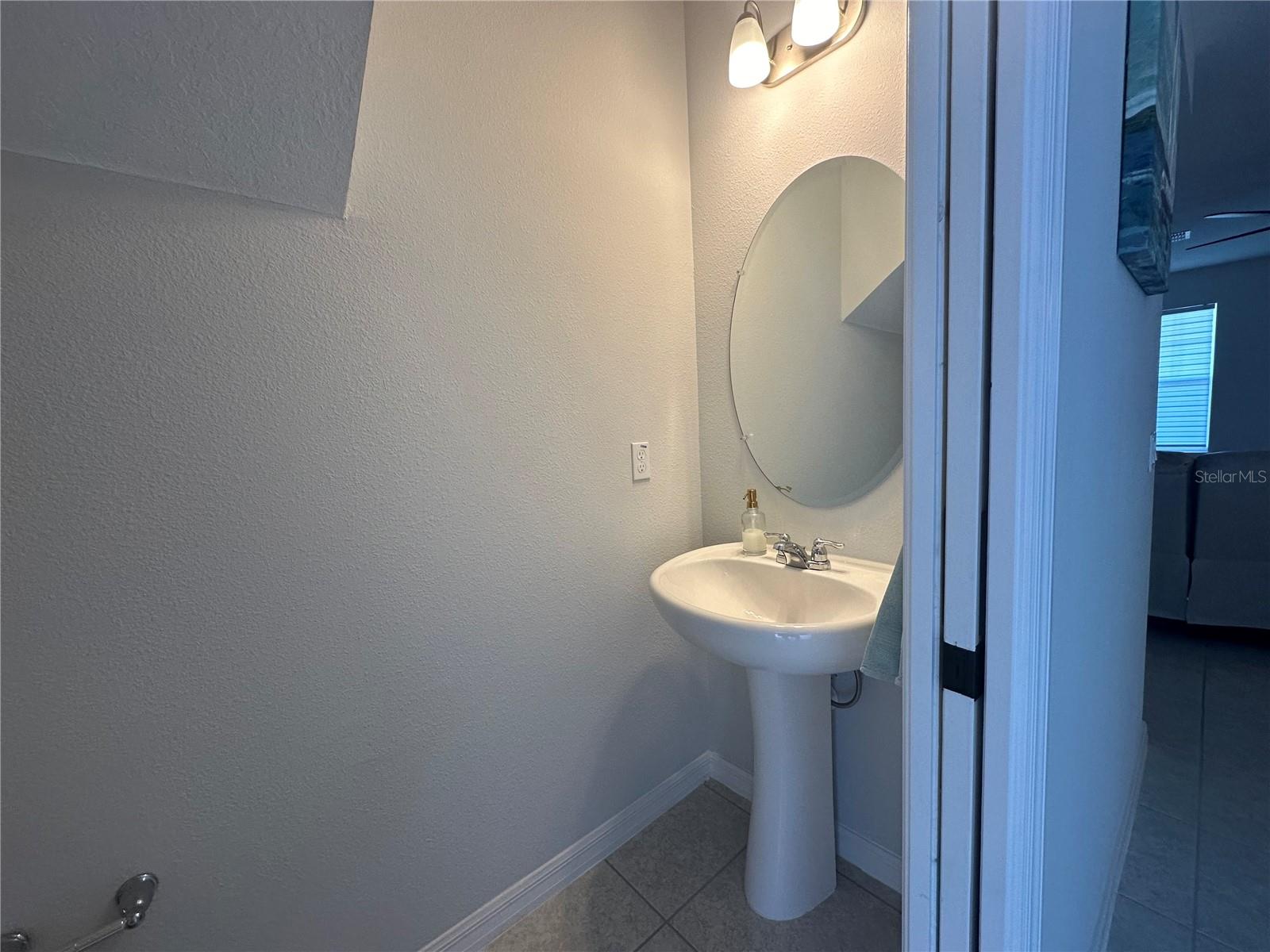 5046 AVALON PARK BLVD, WESLEY CHAPEL, FL, 33545