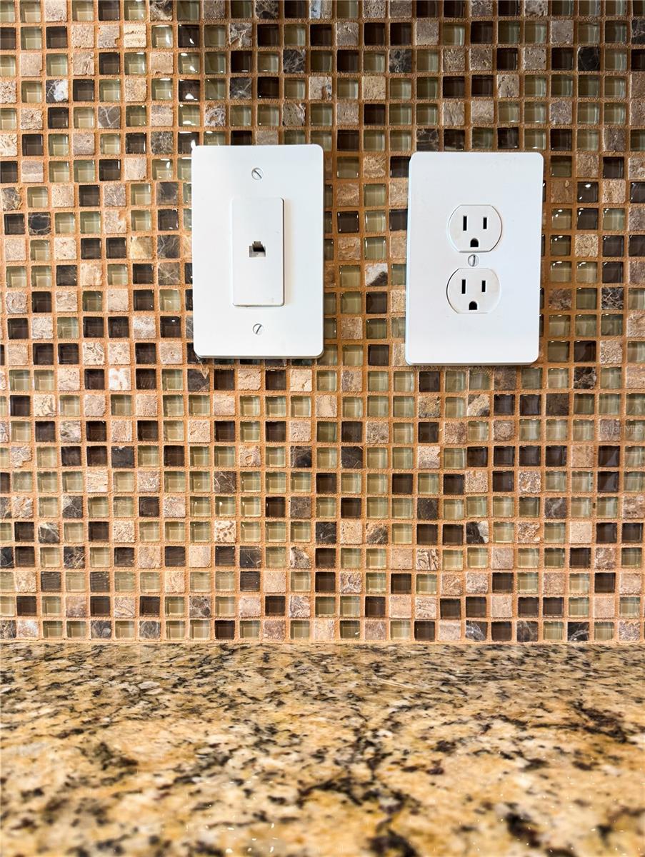 238 BLACKSTONE DR, FORT MYERS, FL, 33913