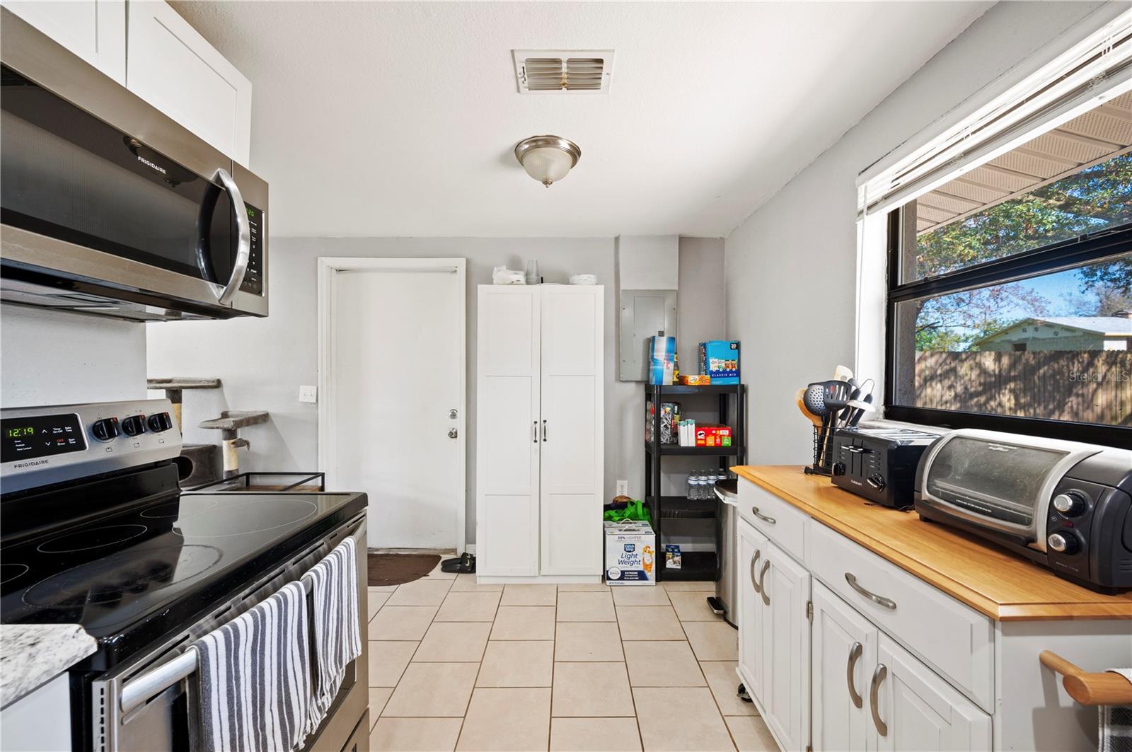 833 WASENA AVE, LAKELAND, FL, 33815