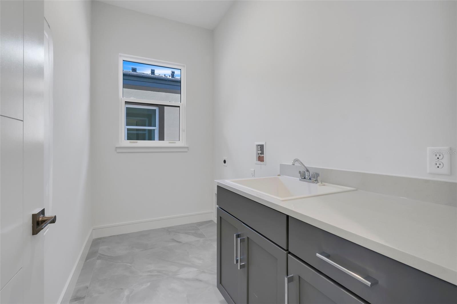 3028 KENSINGTON AVE, DAVENPORT, FL, 33837