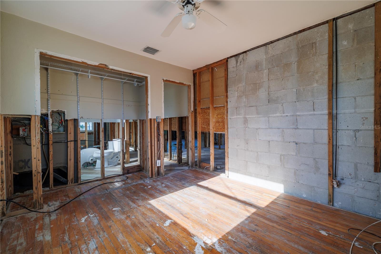 256 145TH AVE E, MADEIRA BEACH, FL, 33708