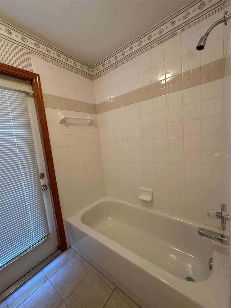 1017 PEARL TREE RD, DELTONA, FL, 32725