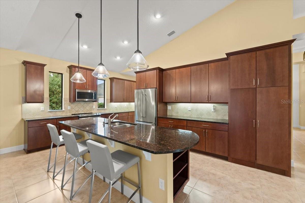 27 BAY CT, ORMOND BEACH, FL, 32174