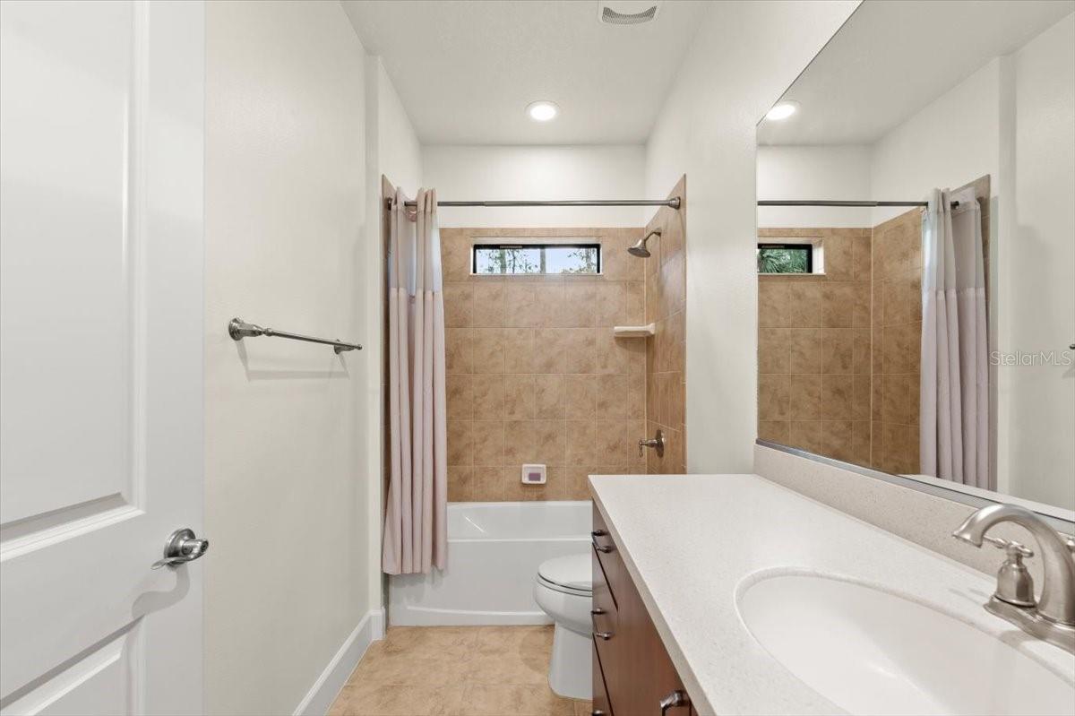 27 BAY CT, ORMOND BEACH, FL, 32174