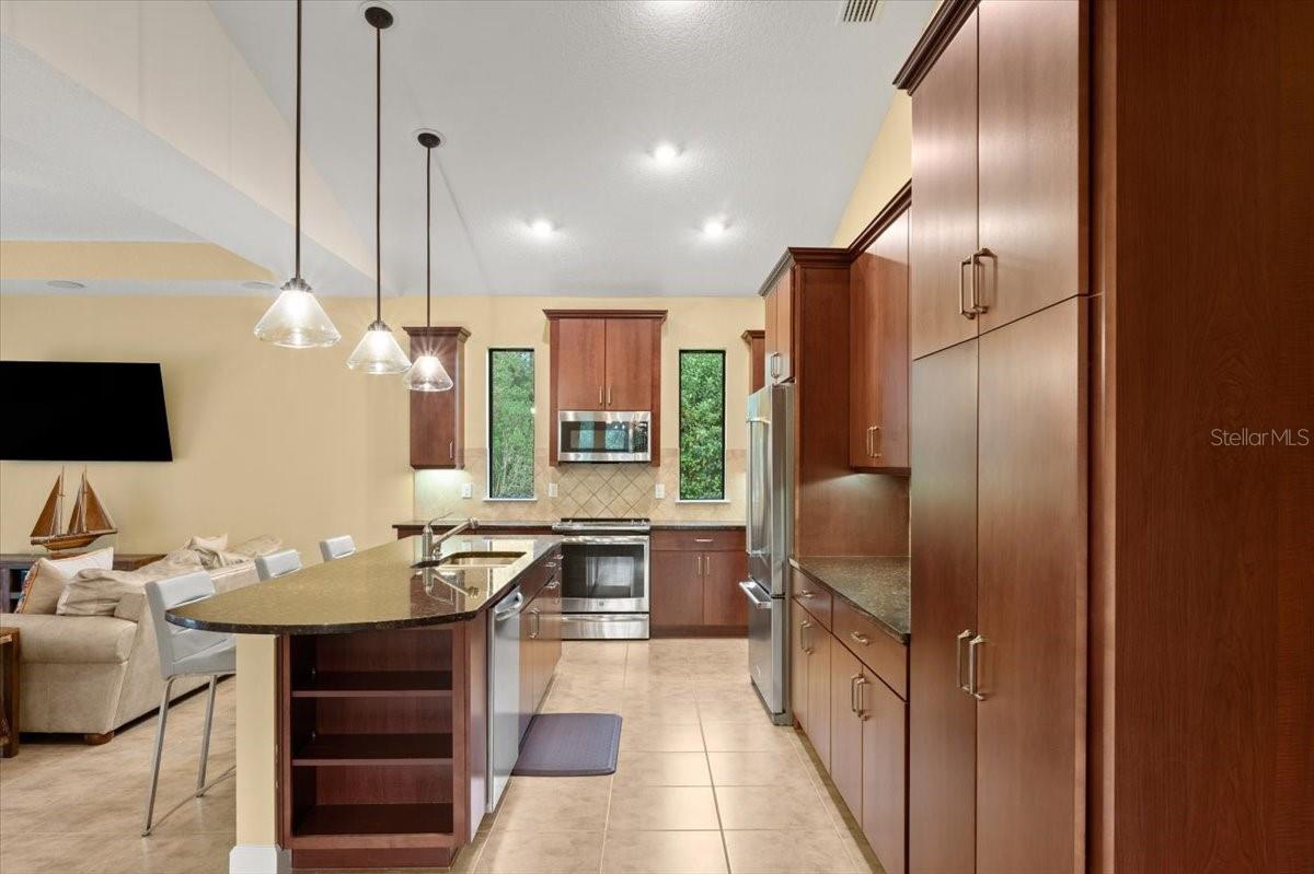27 BAY CT, ORMOND BEACH, FL, 32174