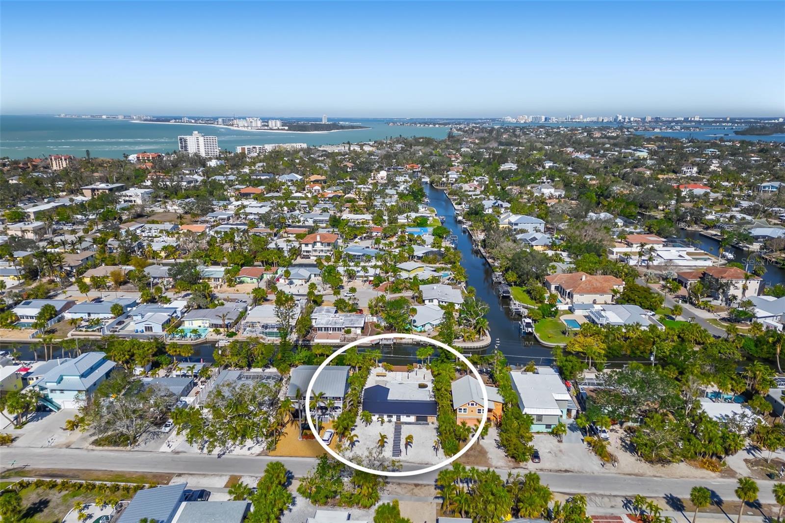 431 AVENIDA DE MAYO, SARASOTA, FL, 34242