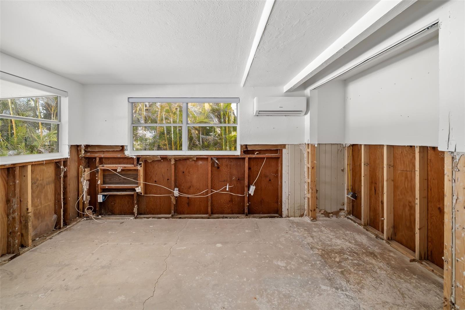 431 AVENIDA DE MAYO, SARASOTA, FL, 34242