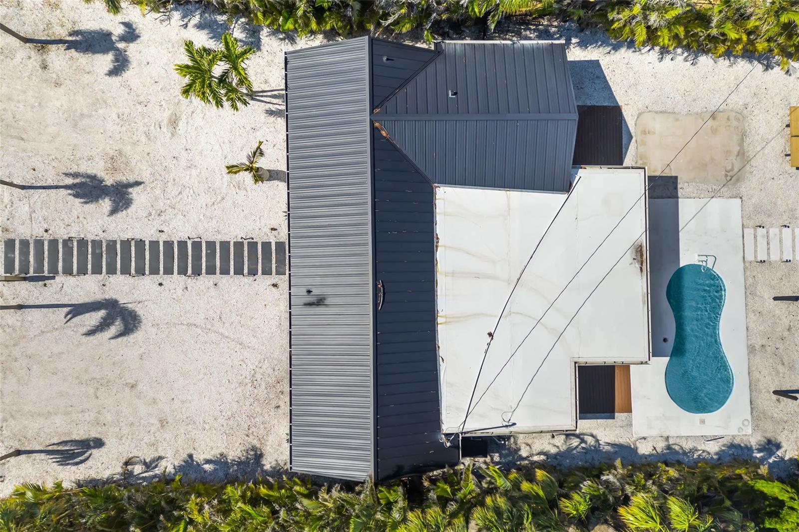 431 AVENIDA DE MAYO, SARASOTA, FL, 34242