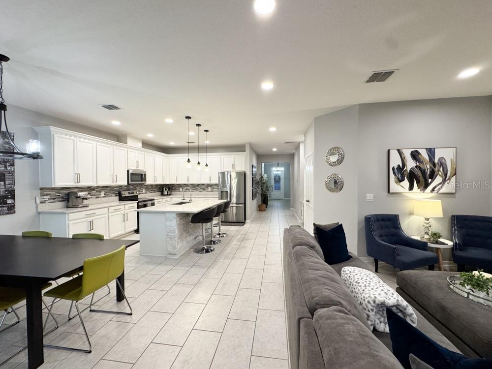 1738 FARMSTEAD LN, OVIEDO, FL, 32765