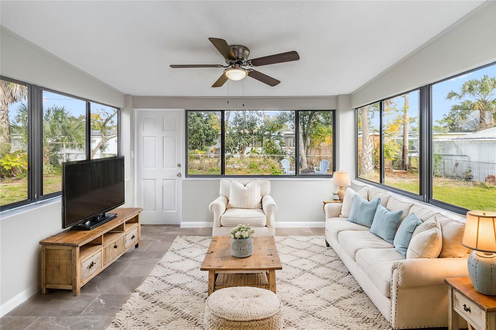 4301 LANCASHIRE LN, ORLANDO, FL, 32812