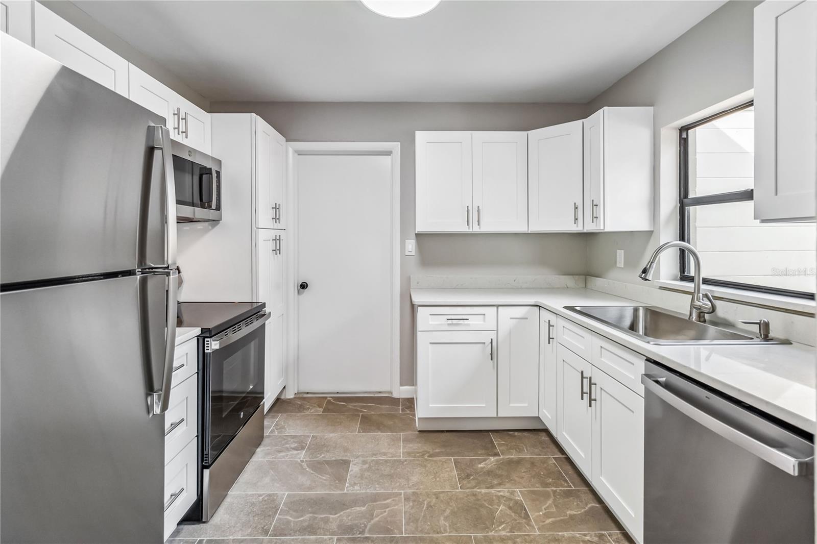 4301 LANCASHIRE LN, ORLANDO, FL, 32812