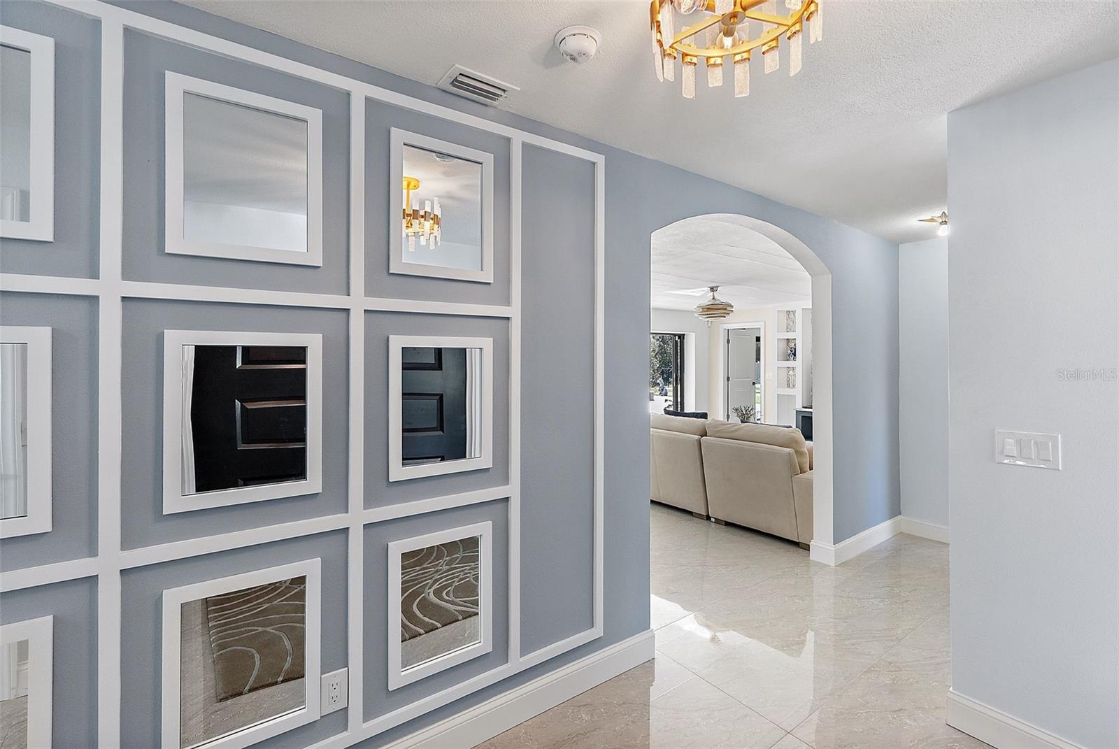 900 31ST AVE NE, ST PETERSBURG, FL, 33704