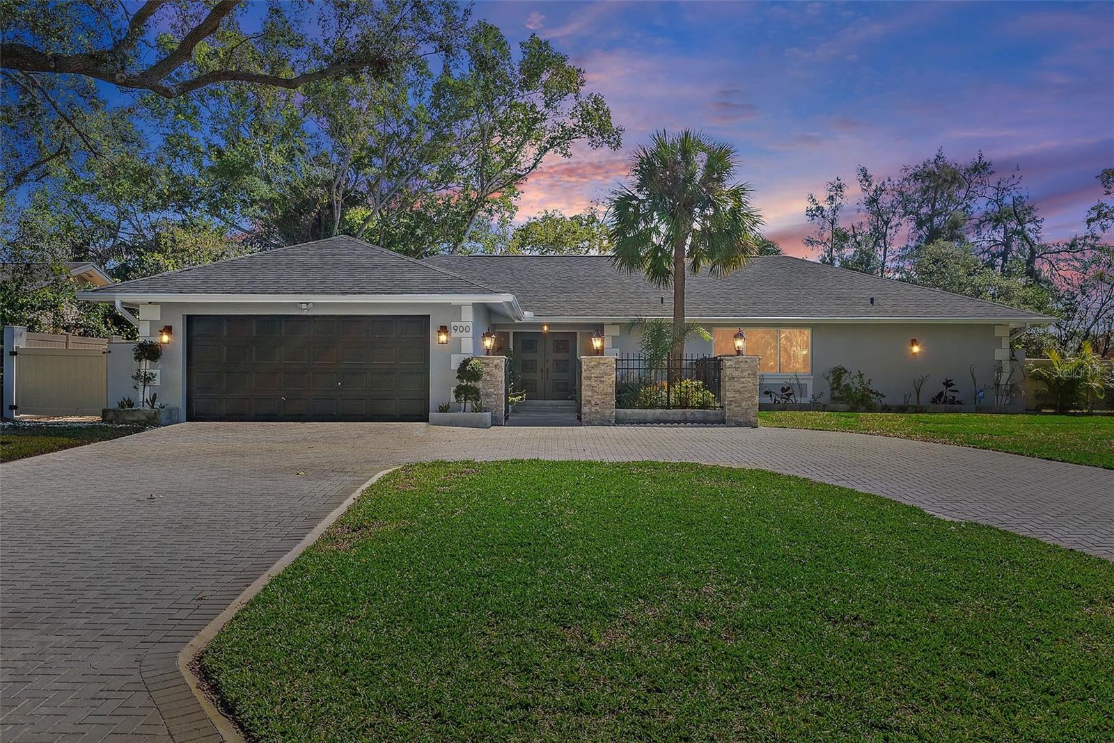 900 31ST AVE NE, ST PETERSBURG, FL, 33704