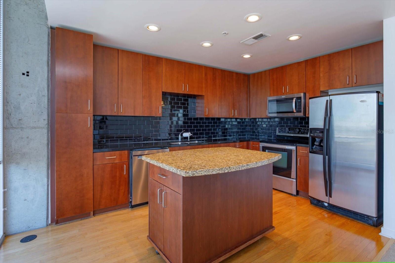 155 S COURT AVE #2008, ORLANDO, FL, 32801