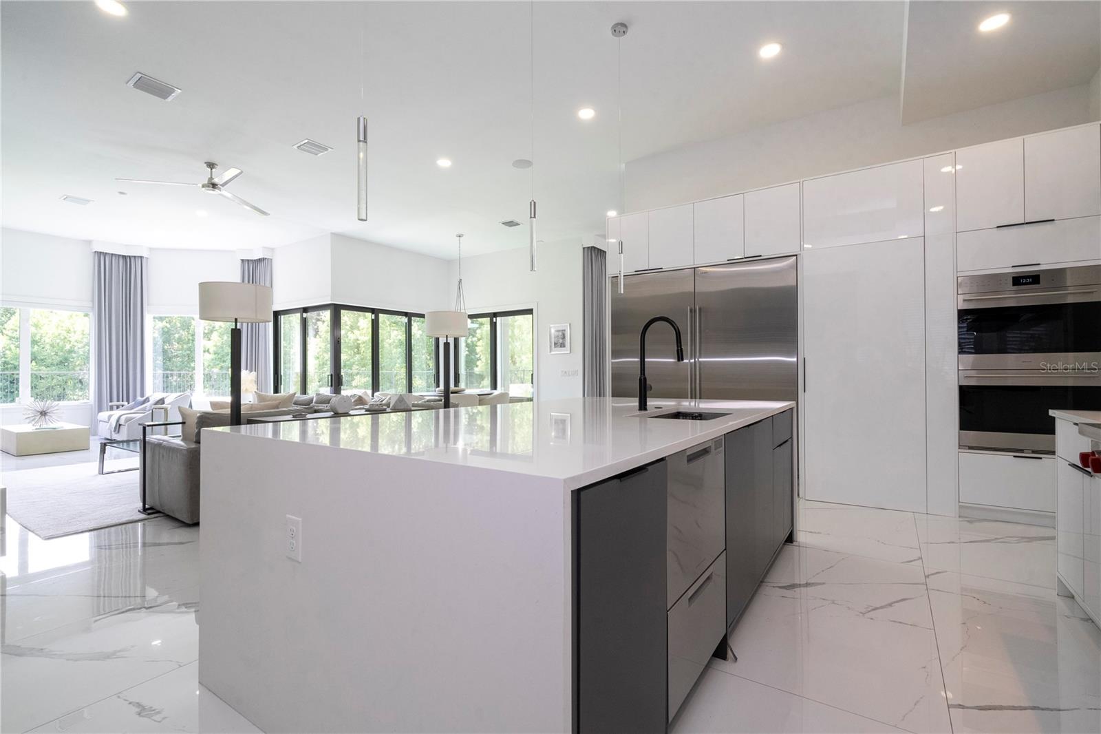 717 EASTLAWN DR, KISSIMMEE, FL, 34747