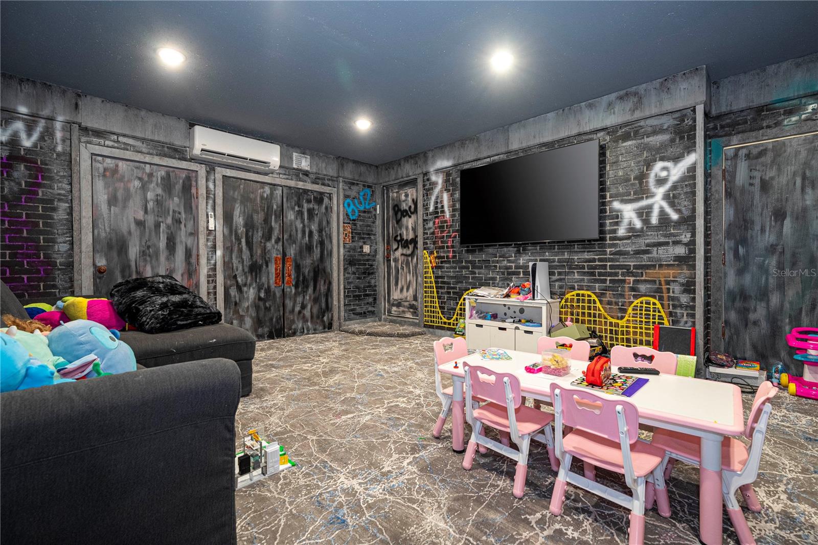 717 EASTLAWN DR, KISSIMMEE, FL, 34747