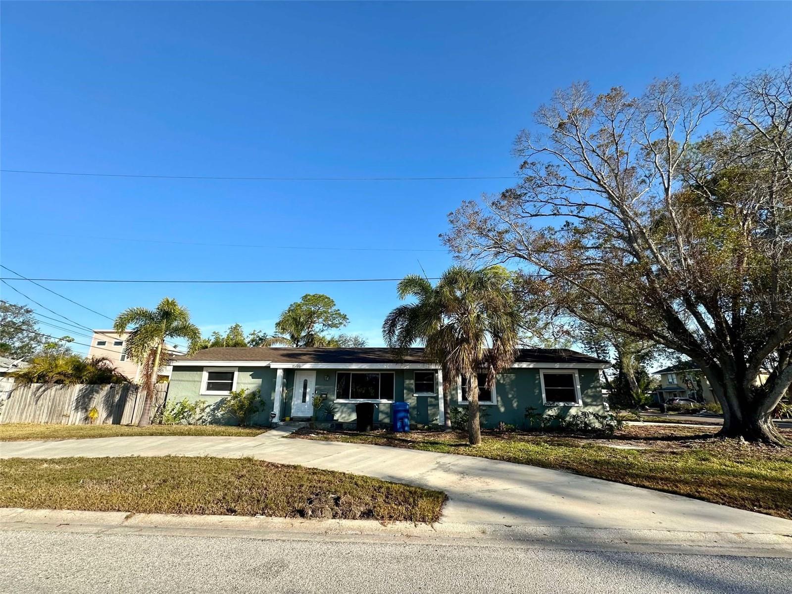 1599 ARIZONA AVE NE, ST PETERSBURG, FL, 33703