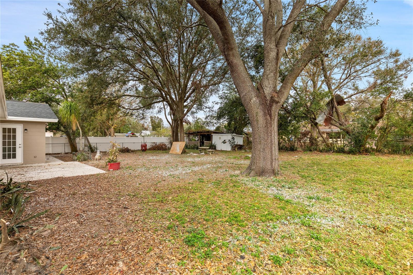 8706 ELMDALE PL, TAMPA, FL, 33637