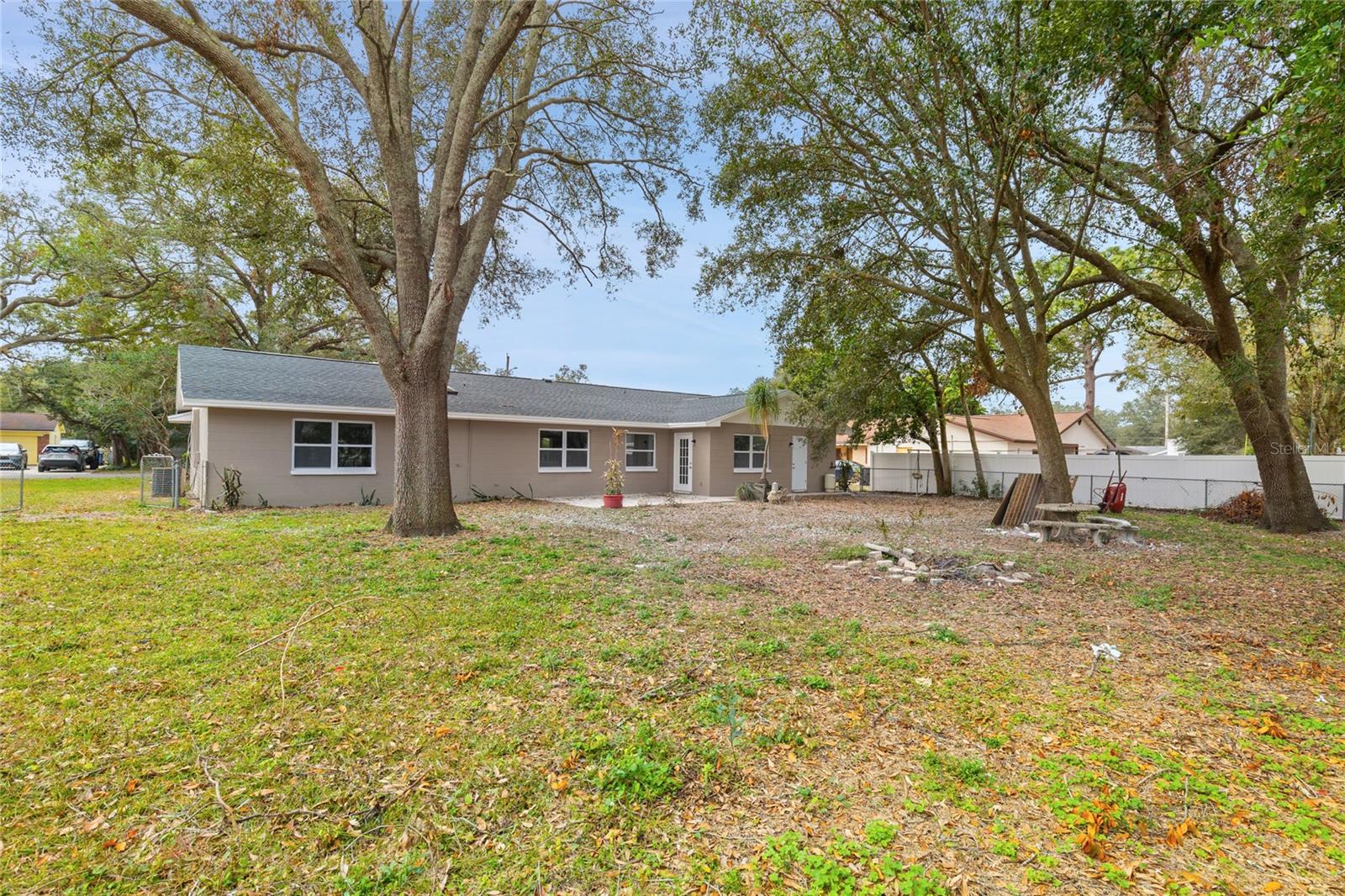 8706 ELMDALE PL, TAMPA, FL, 33637