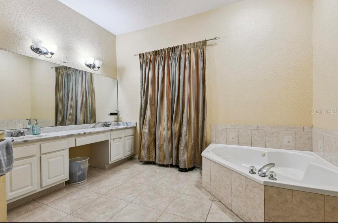 345 VIA BIANCA DR, DAVENPORT, FL, 33896