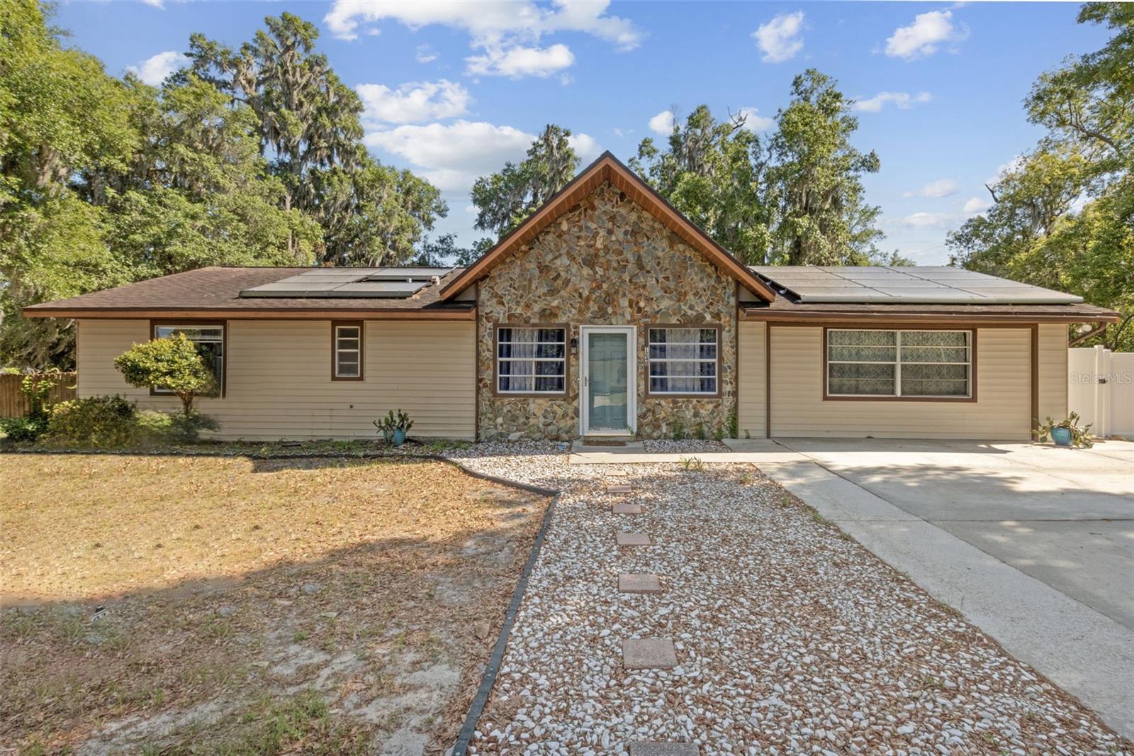 1240 W VOORHIS AVE, DELAND, FL, 32720