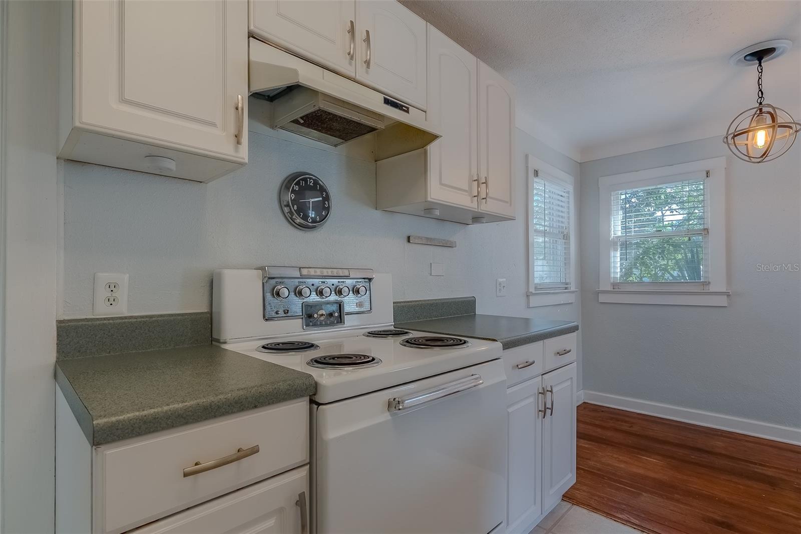 2811 60 AVE N, ST PETERSBURG, FL, 33714