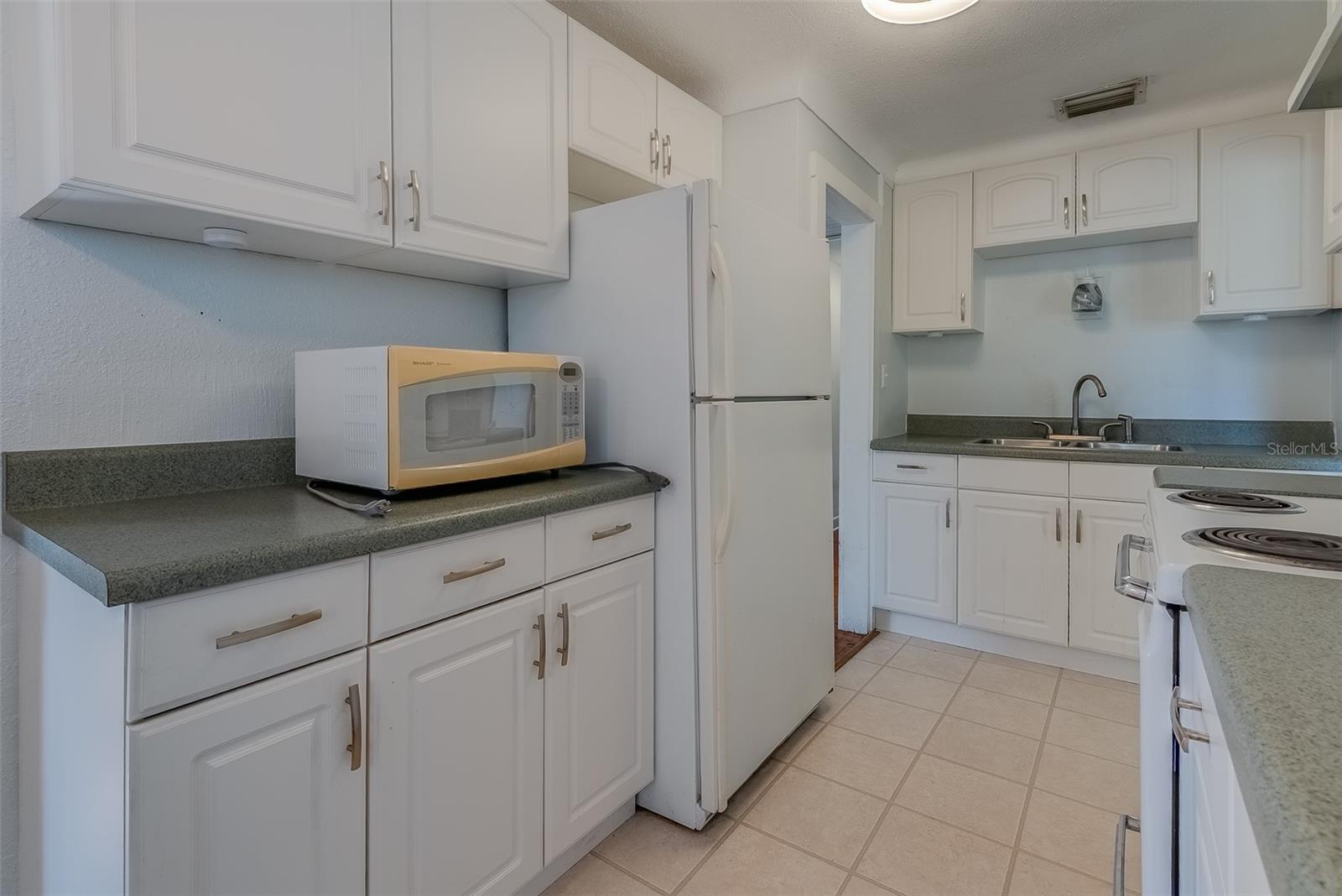 2811 60 AVE N, ST PETERSBURG, FL, 33714