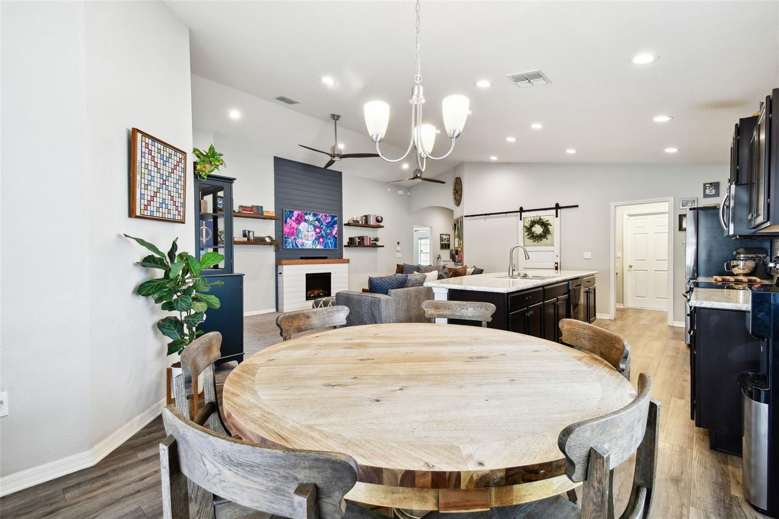 6983 GIDEON CIR, ZEPHYRHILLS, FL, 33541