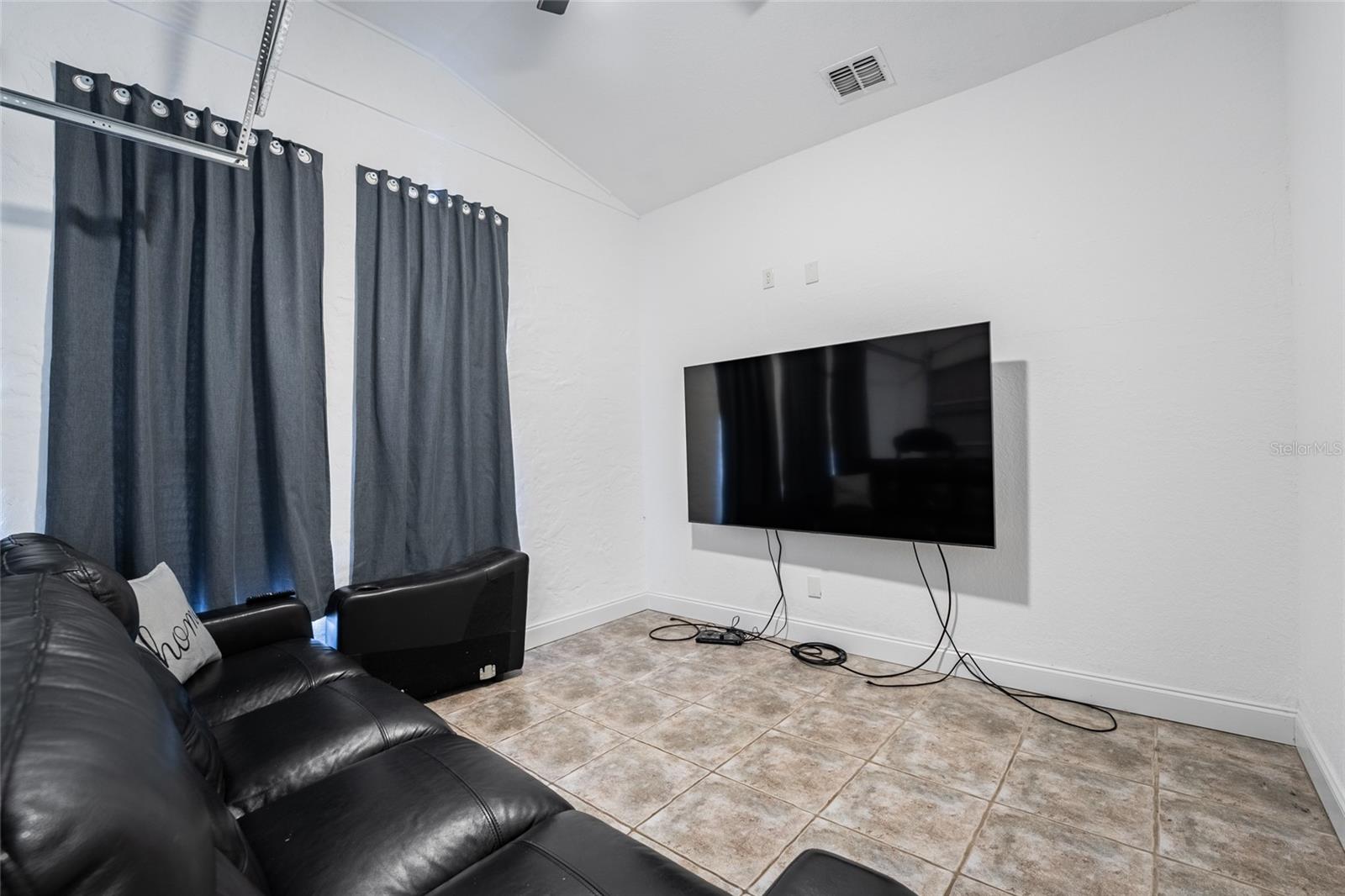 2566 BALLARD AVE, ORLANDO, FL, 32833