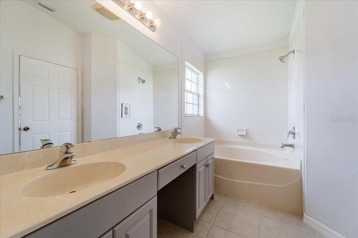 19063 MIAMI BLVD, FORT MYERS, FL, 33912