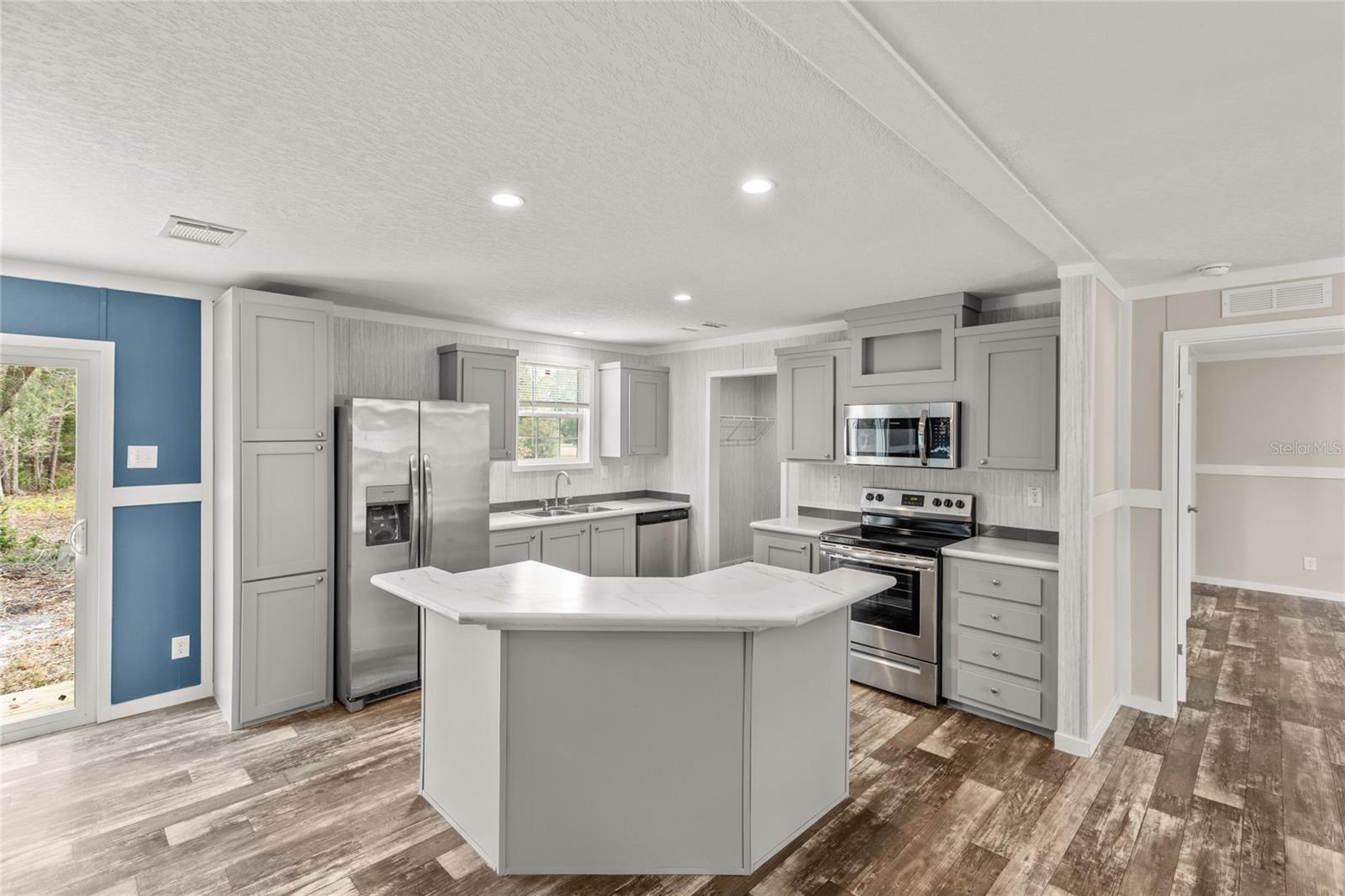 7835 BUNDY LAKE RD, KEYSTONE HEIGHTS, FL, 32656