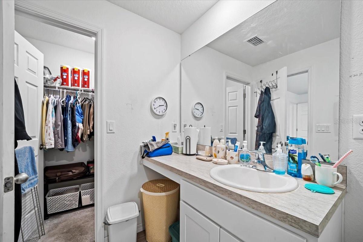 20 ROXLAND LN, PALM COAST, FL, 32164