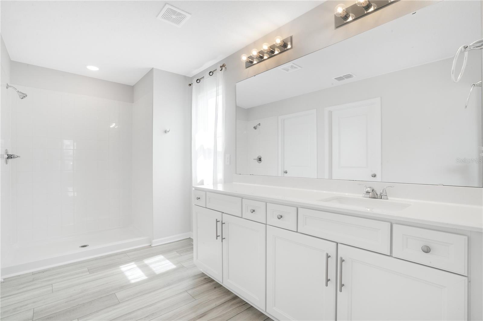 332 BOW LN, HAINES CITY, FL, 33844