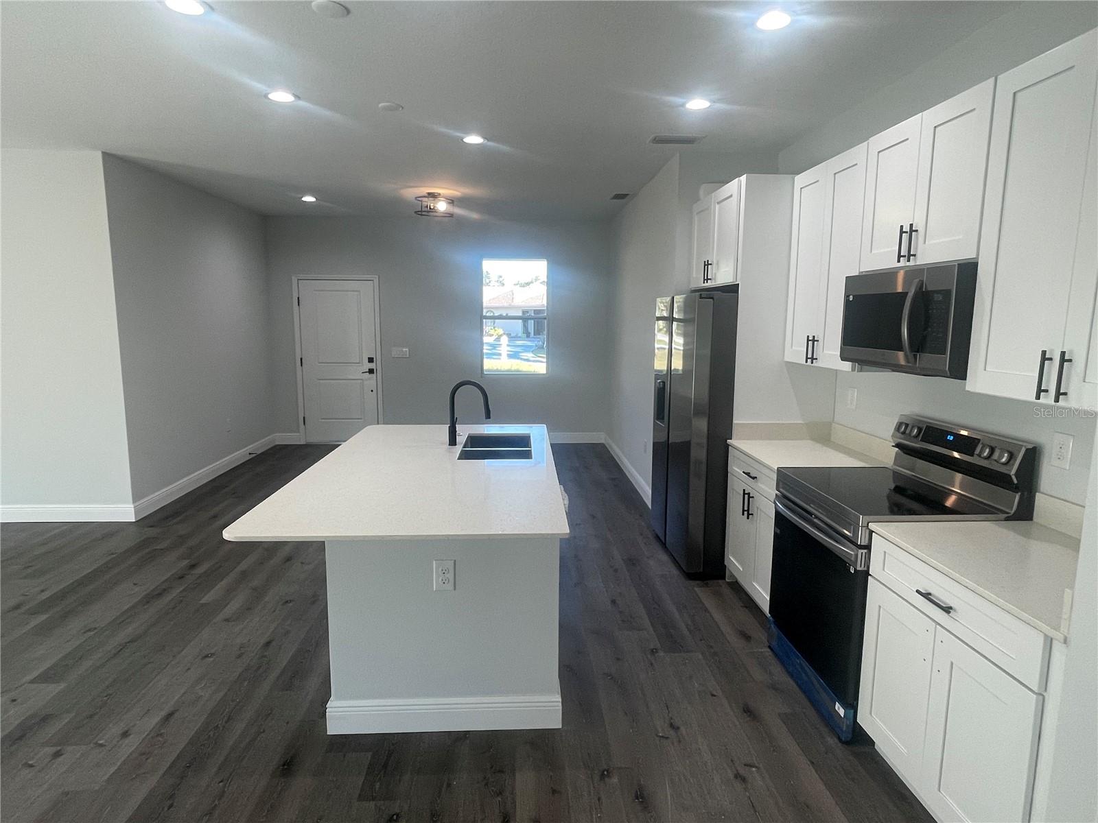 1401 NEWTON ST, PORT CHARLOTTE, FL, 33952