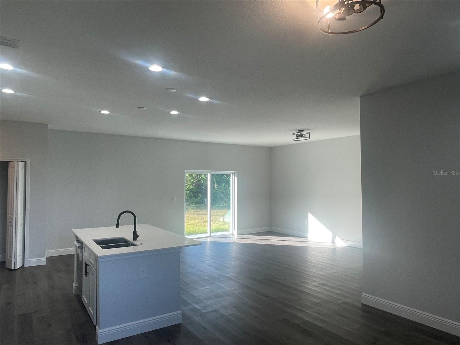 1401 NEWTON ST, PORT CHARLOTTE, FL, 33952